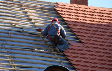 roof tiles Bedingham Green, Norfolk